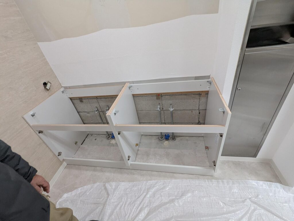 Facilities of a commercial building located in Nishi Shinbashi managed by PDFM