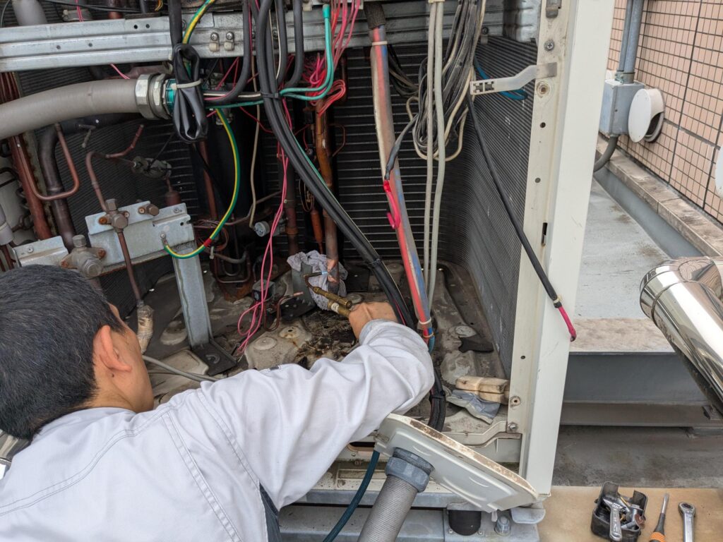 an image of Kuwait Embassy building in Japan managed and cleaned by PDFM